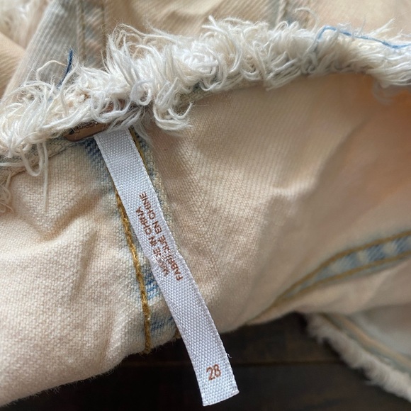 Free People We the Free Beginners Luck low rise slouch shorts - Picture 3 of 11